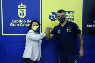 Reparto de puntos entre Teldeportivo y Cidade As Burgas/TA.